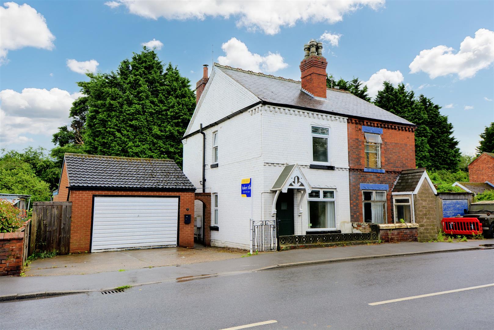 Longmoor Lane, Sandiacre, Nottingham Robert Ellis Estate Agents